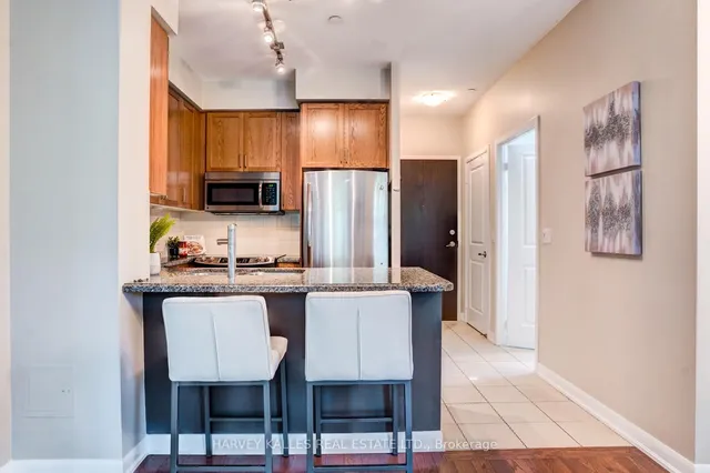 Additional image 17 of 215 Sherway Gardens Rd Unit 109