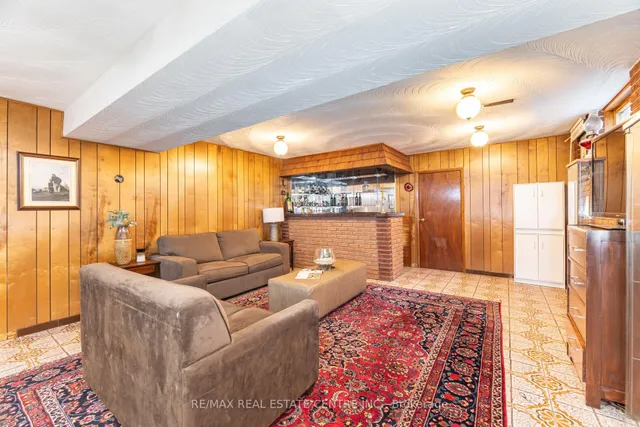 Additional image 40 of 2108 Islington Ave