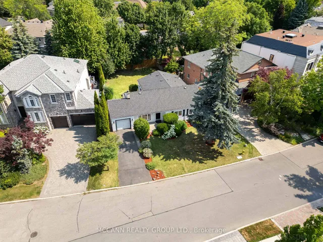 Additional image 33 of 102 Yorkminster Rd