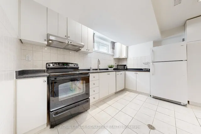 Additional image 23 of 45 Caronport Cres