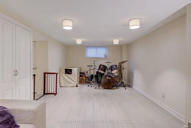 Additional image 17 of 52 Green Lanes