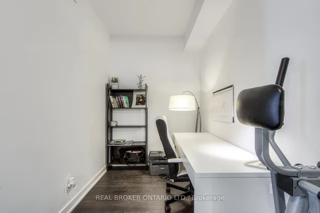 Additional image 21 of 609 Avenue Rd Unit 1410