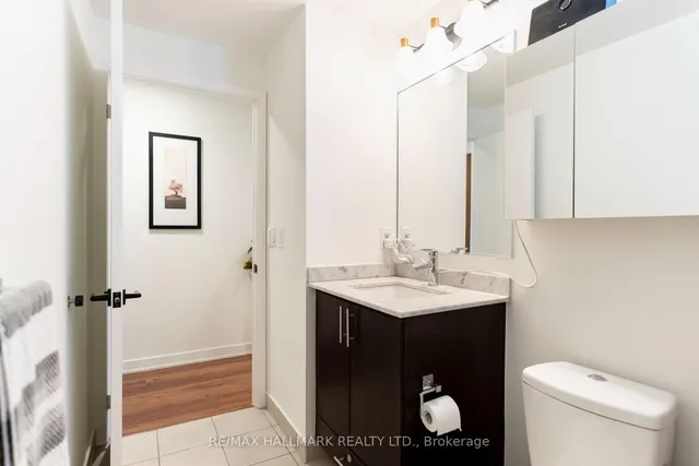 Additional image 39 of 260 Sackville St Unit 813