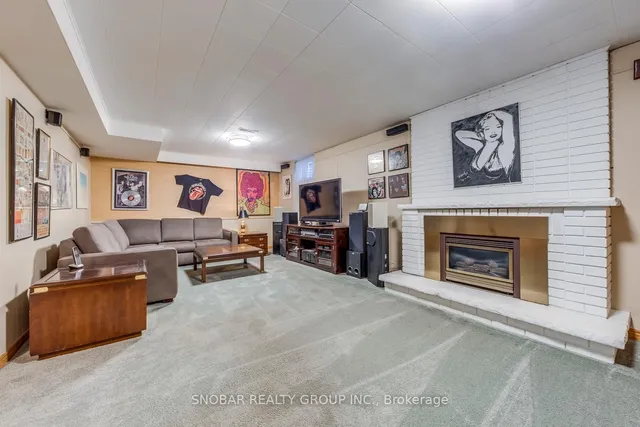 Additional image 17 of 19 Deanewood Cres