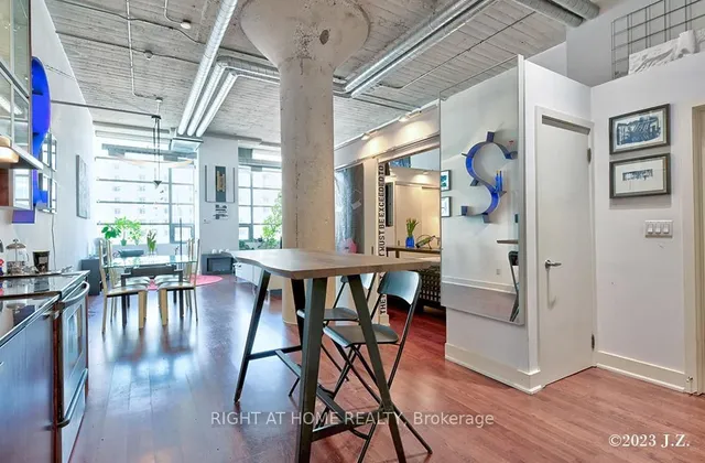 Additional image 8 of 637 Lake Shore Blvd Unit 217