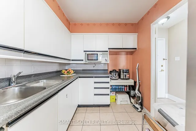 Additional image 14 of 2550 Pharmacy Ave Unit 1212