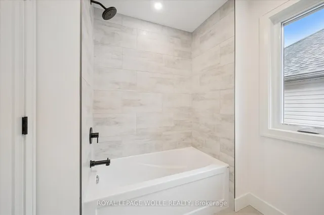 Additional image 21 of 548 Peach Blossom Crt