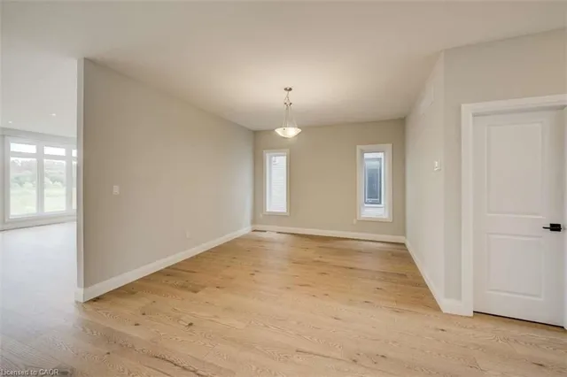 Additional image 29 of 329 Rivertrail Ave