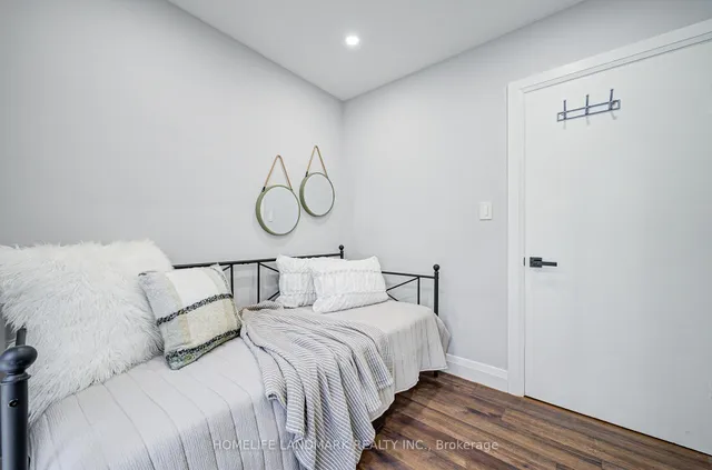 Additional image 28 of 176 Mckee Ave