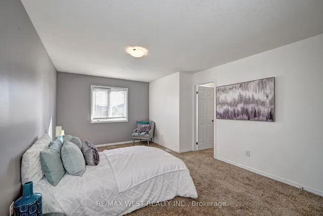 Additional image 25 of 21 Machado St