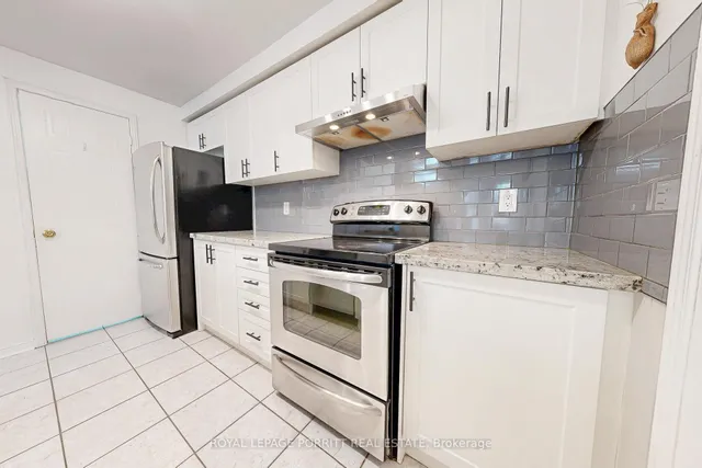 Additional image 15 of 760 Lawrence Ave Unit 174