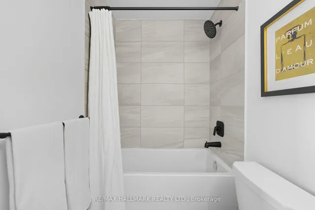 Additional image 17 of 2369 Danforth Ave Unit 513