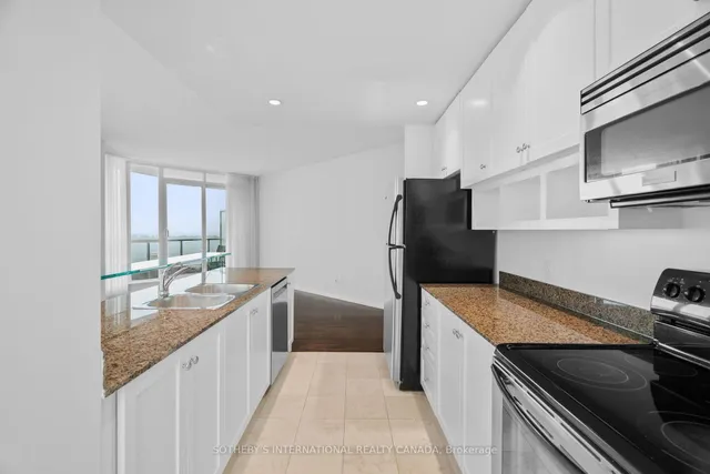 Additional image 12 of 218 Queens Quay Unit 2202