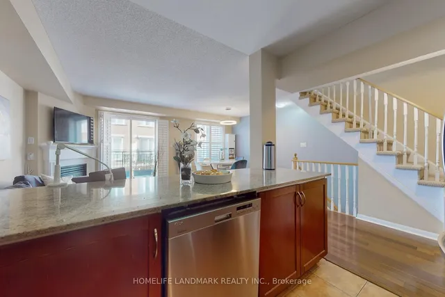 Additional image 5 of 60 Joe Shuster Way Unit 310