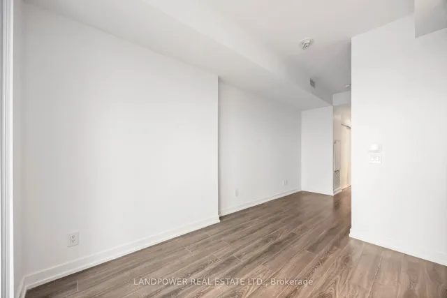 Additional image 13 of 20 Edward St Unit 1917