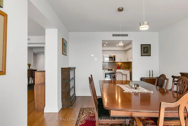 Additional image 20 of 55 Harbour Sq Unit 2311