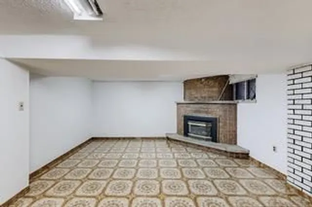 Additional image 30 of 67 Holland Park Ave