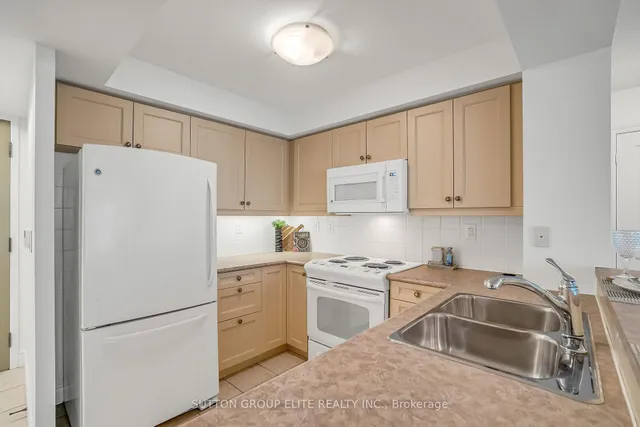 Additional image 9 of 3 Marine Parade Dr Unit 401