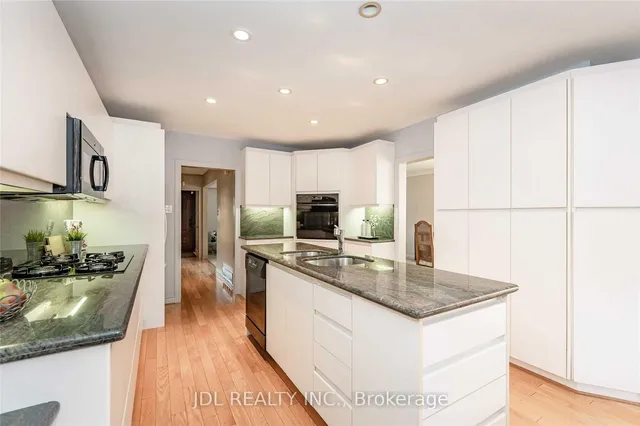 Additional image 8 of 87 Munro Blvd