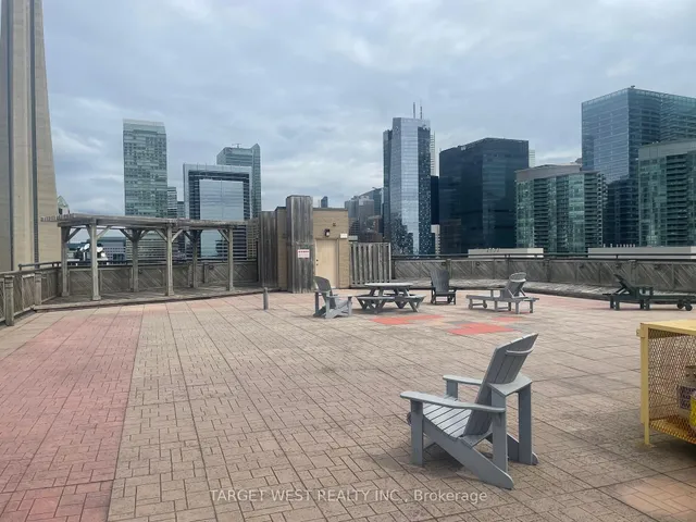 Additional image 17 of 250 Queens Quay Unit 1903