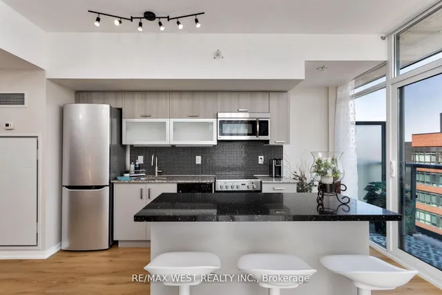 Additional image 12 of 36 LISGAR St Unit 1621E