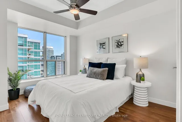 Additional image 11 of 50 Lynn Williams St Unit PH2311