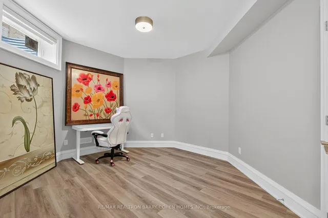 Additional image 37 of 18 Suncrest Dr