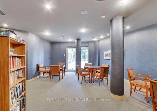 Additional image 23 of 600 Queens Quay Unit 1028