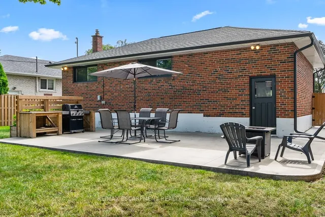 Additional image 43 of 4 Thorpe Rd