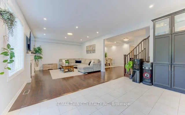 Additional image 11 of 231 Grovehill Cres