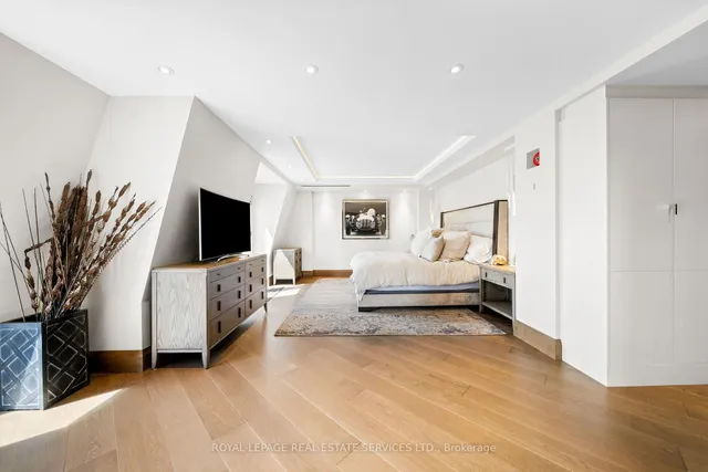 Additional image 39 of 50 Old Mill Rd Unit 501