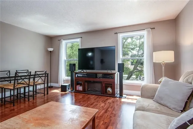 Additional image 15 of 173 Silver Aspen Cres