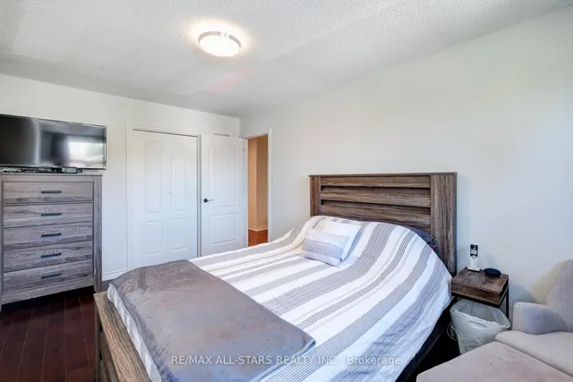 Additional image 20 of 8A Ruthven Pl