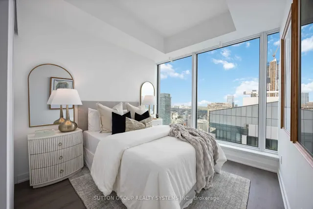 Additional image 11 of 8 Wellesley St Unit LPH05