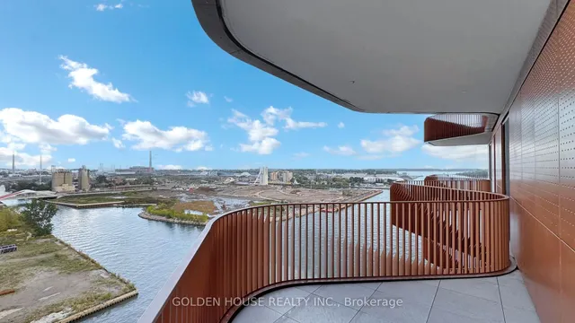 Additional image 34 of 155 Merchants' Wharf Unit 1311