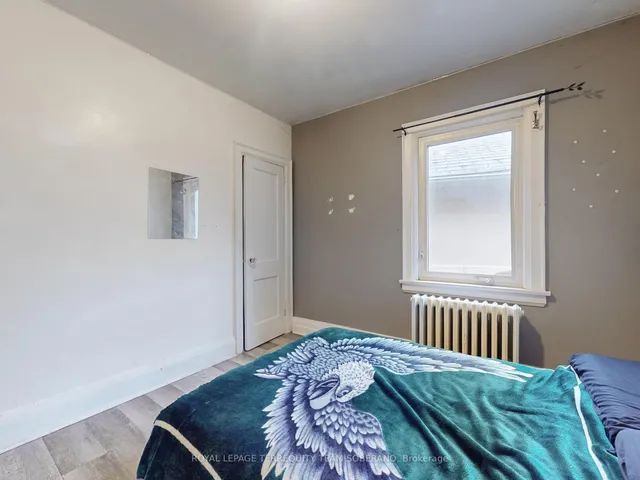 Additional image 19 of 15 Victoria Ave