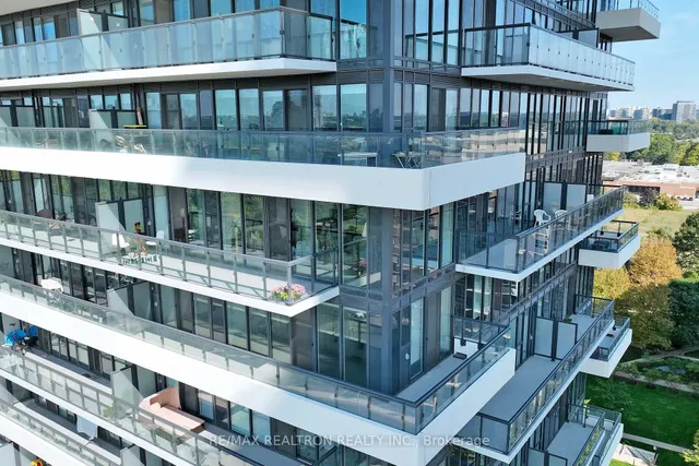 Additional image 22 of 20 Inn On The Park Dr Unit 1432