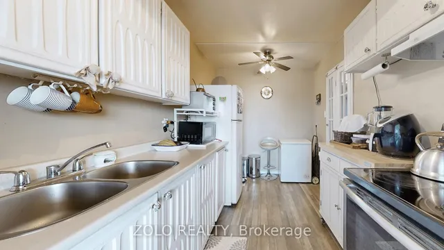 Additional image 14 of 2 Glamorgan Ave Unit 1015