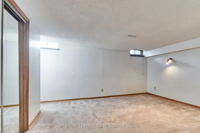 Additional image 37 of 48 Nabob Cres