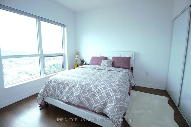 Additional image 5 of 275 Village Green Sq Unit 3419