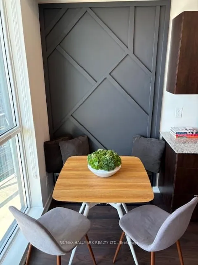 Additional image 17 of 51 East Liberty St Unit 1215