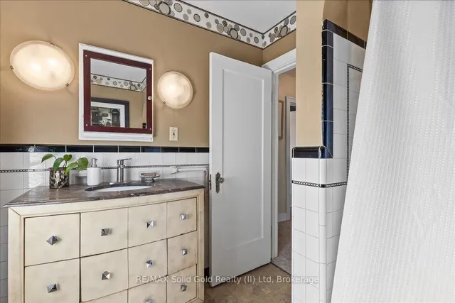 Additional image 23 of 240 Cameron St