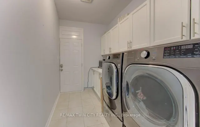 Additional image 17 of 231 Grovehill Cres