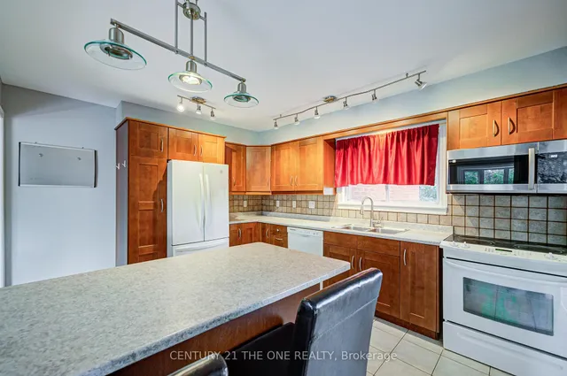 Additional image 20 of 25 Carrol St