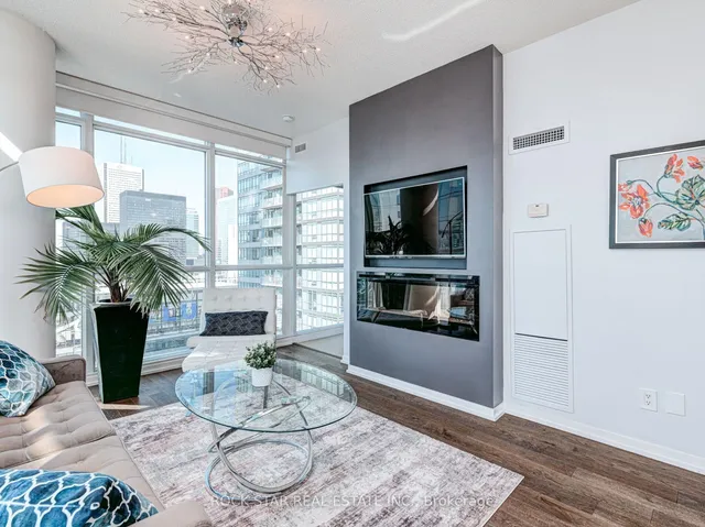 Additional image 8 of 55 Bremner Blvd Unit 4501