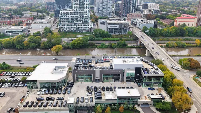 Additional image 2 of 74 Munro St Unit Unit4