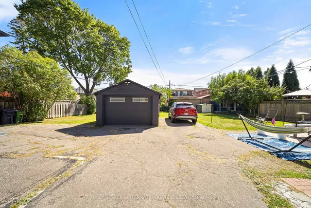 Additional image 31 of 905 Glencairn Ave