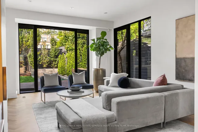 Additional image 17 of 74 Roxborough St