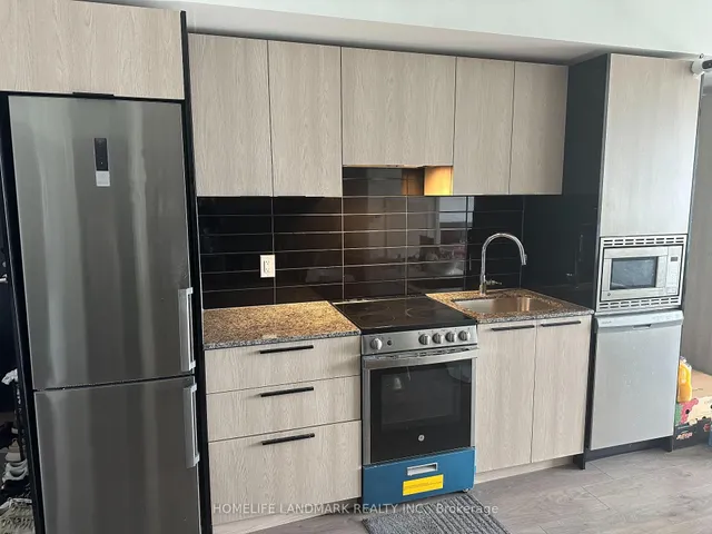 Additional image 4 of 501 Yonge St Unit 4007