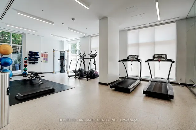 Additional image 33 of 68 Merton St Unit 901